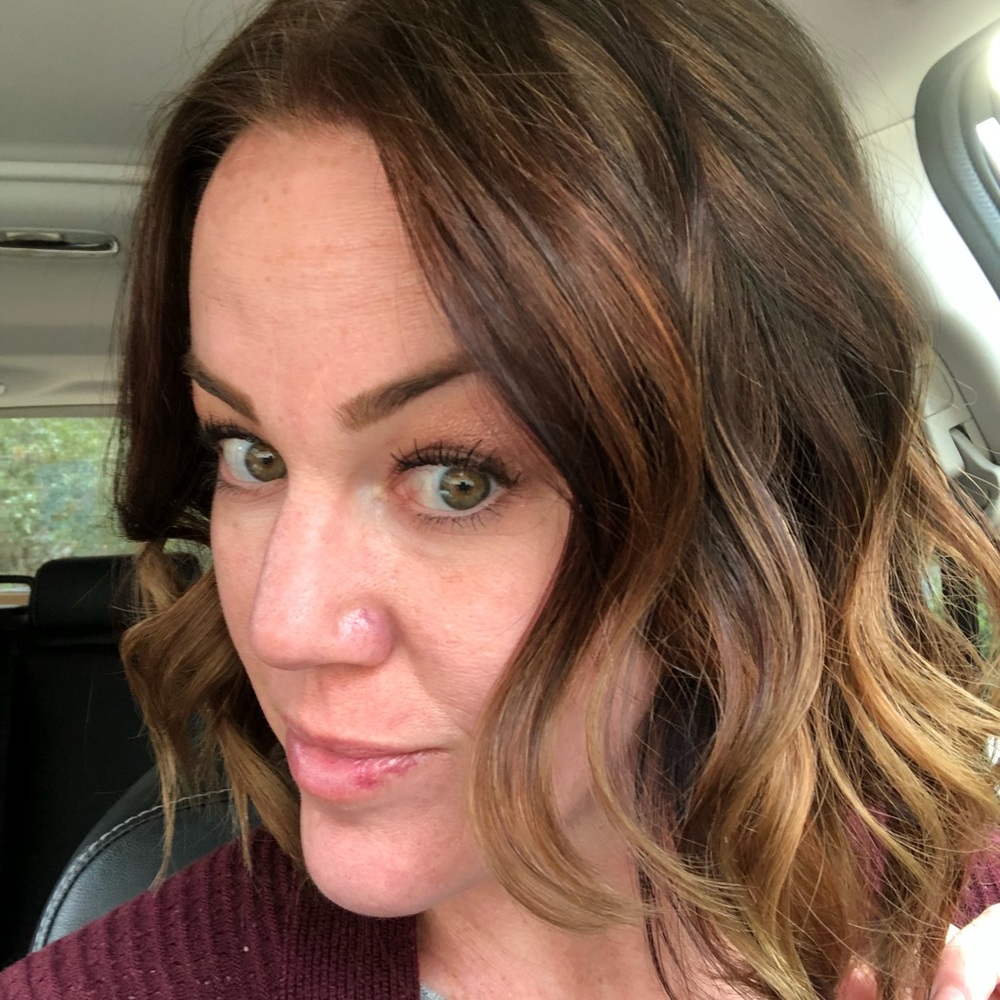 Meet your Posher, Nicole